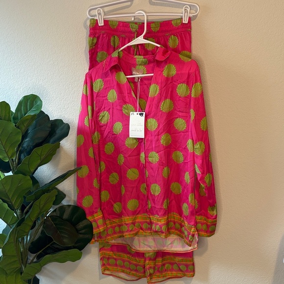 Show Me Your MuMu Other - Early Night Pj Set in Sleepy Shells XS
SHOW ME YOUR MUMU